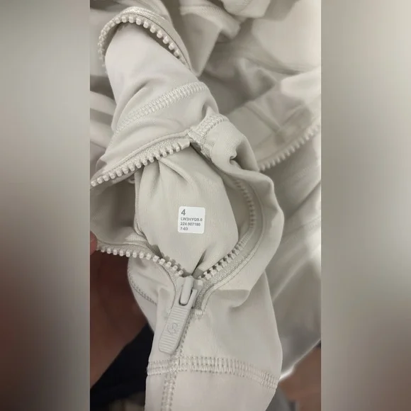 Lululemon Athletica White Ski Jacket with High Collar - Picture 7 of 7